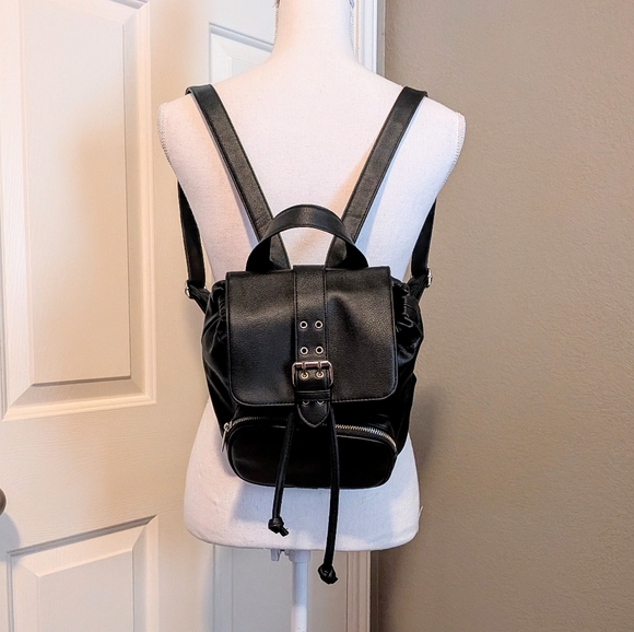 wild fable Handbags - Wild Fable Retro Elegant Black Mini Backpack